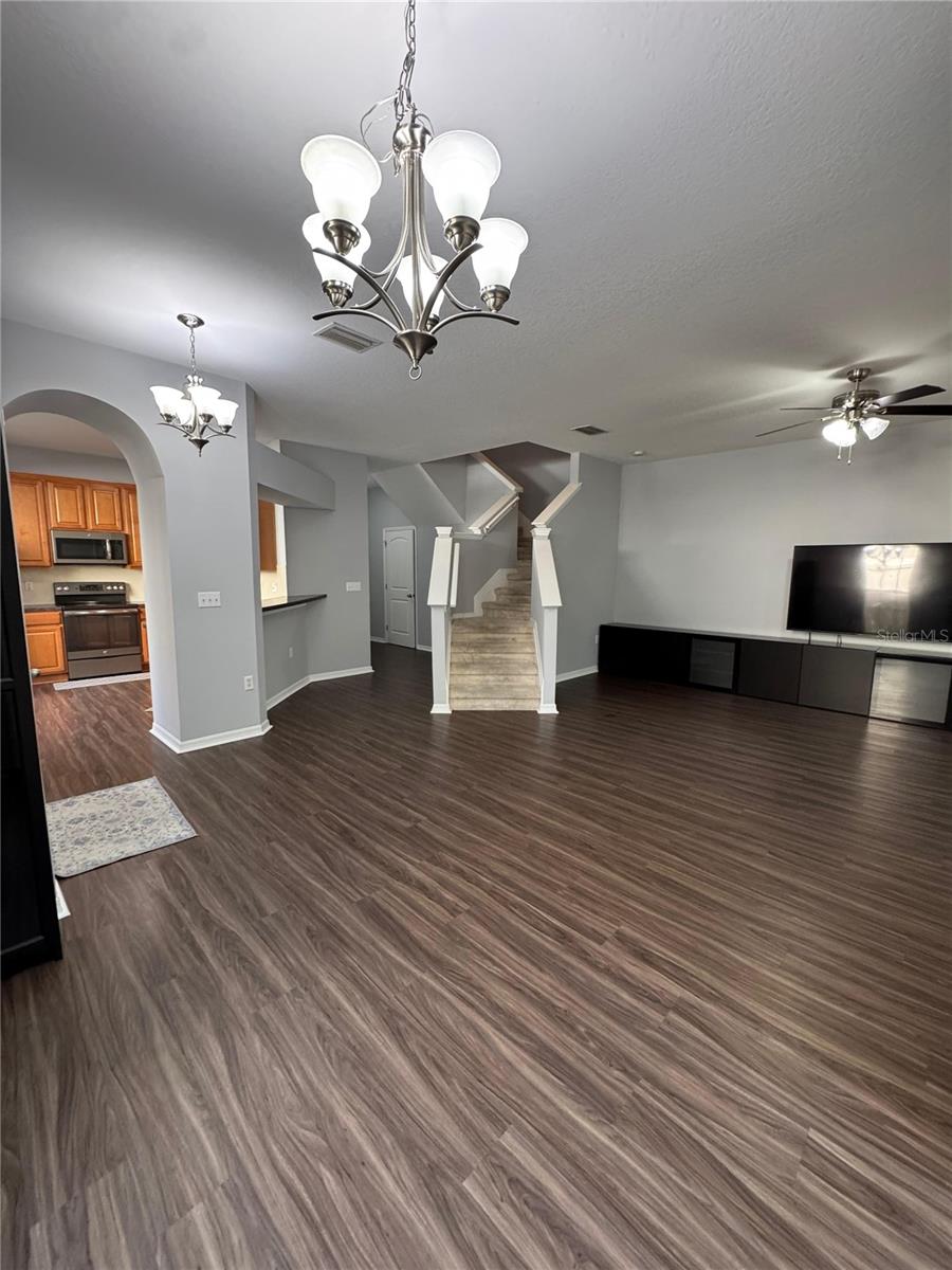 EAGLE PALM PH 1 - Residential Lease