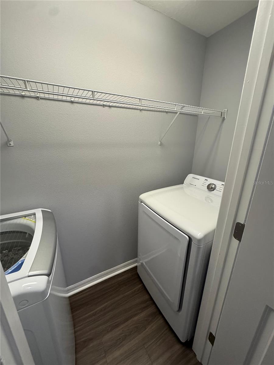 EAGLE PALM PH 1 - Residential Lease