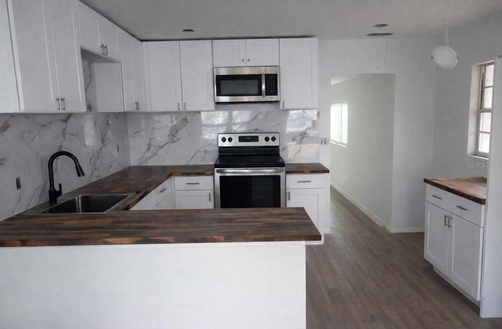 Photo of 2442 40th Avenue N, St Petersburg, FL 33714 (MLS # TB8493275)