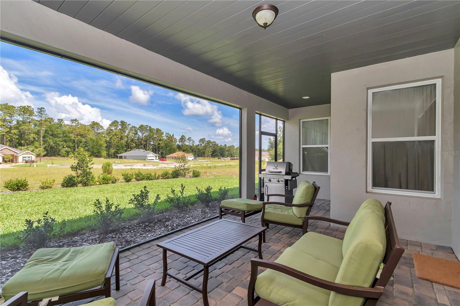 JULIETTE FALLS - Residential Lease