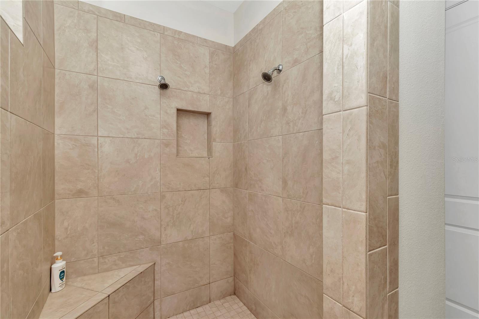 JULIETTE FALLS - Residential Lease