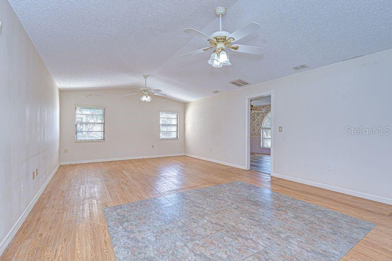 PARK LAKE ESTATES - Residential