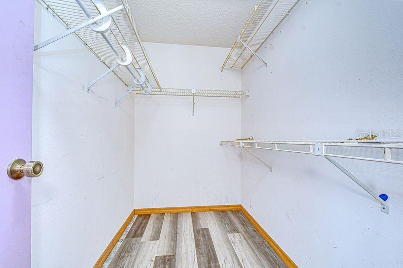 PARK LAKE ESTATES - Residential