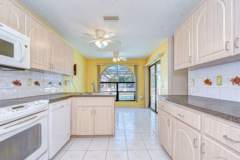 PARK LAKE ESTATES - Residential