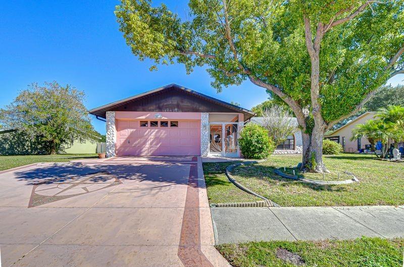 PARK LAKE ESTATES - Residential