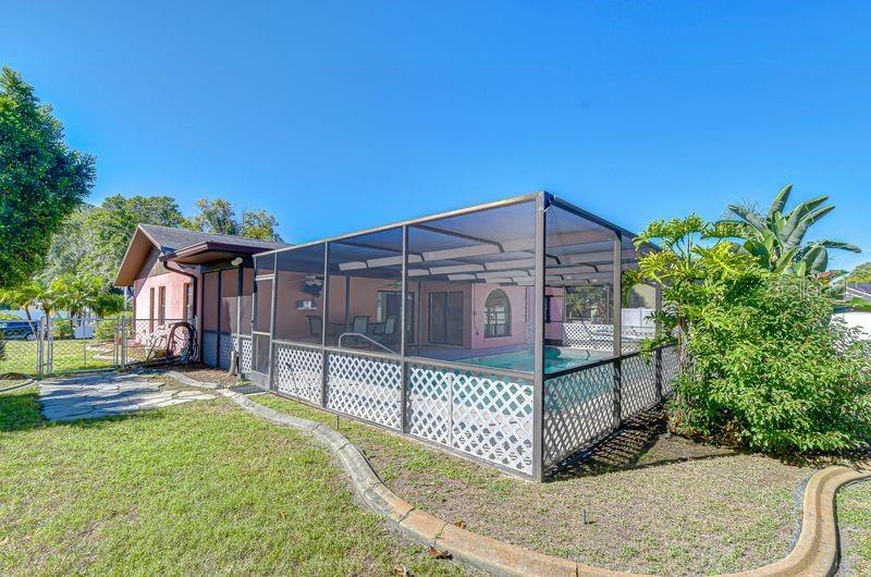 PARK LAKE ESTATES - Residential