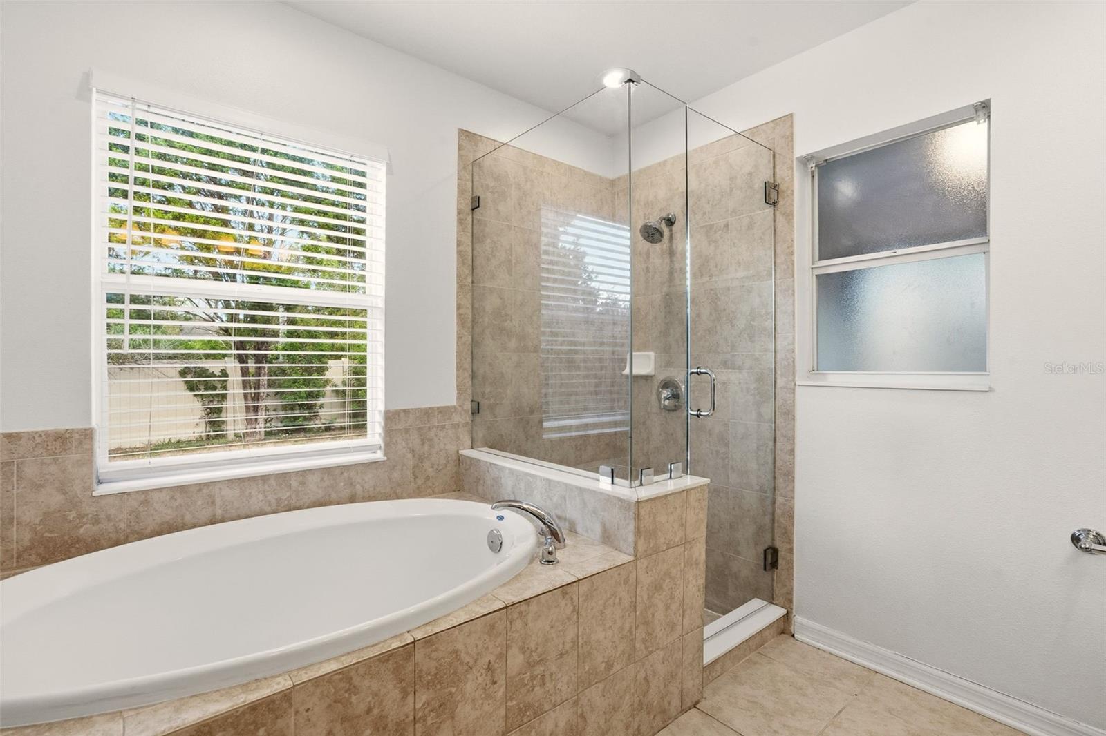 COLLEGE CHASE PH 1 - Residential