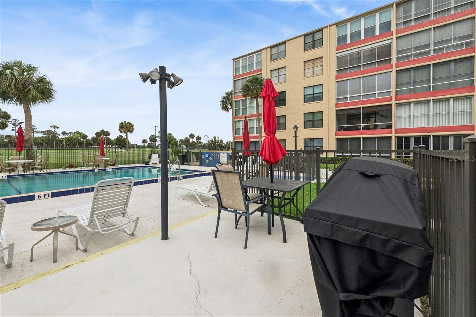 GOLFS EDGE CONDO - Residential
