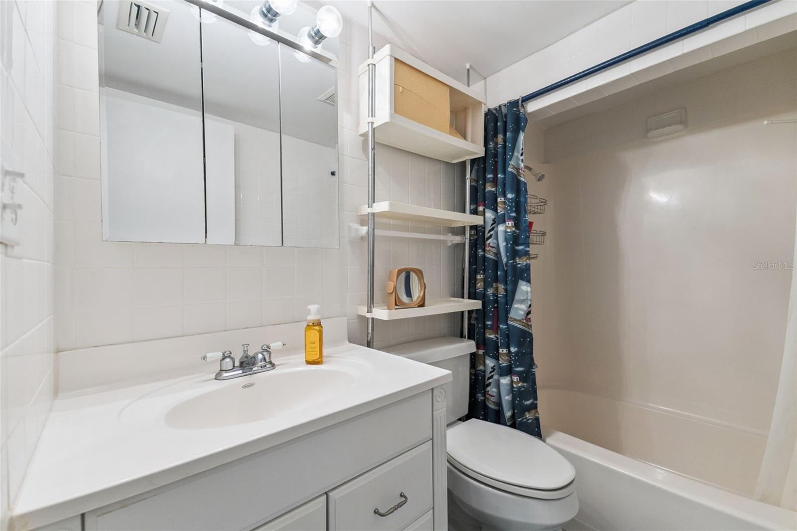 GOLFS EDGE CONDO - Residential