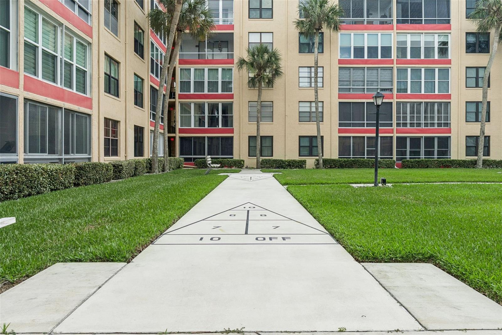 GOLFS EDGE CONDO - Residential