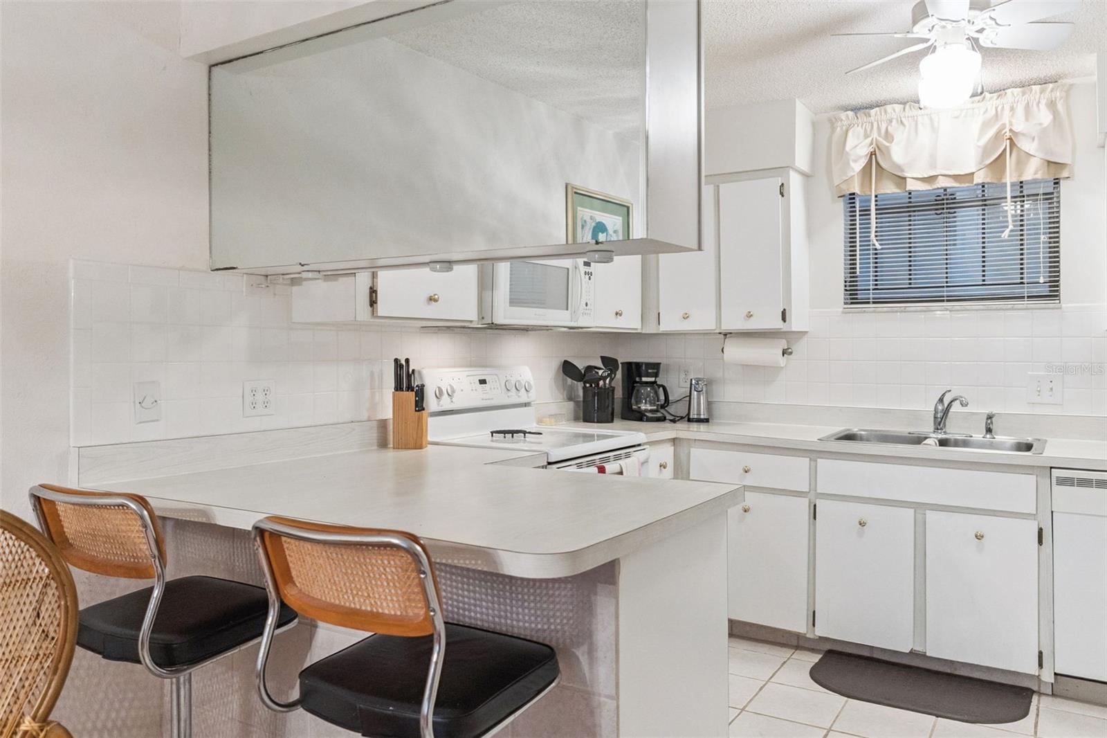 GOLFS EDGE CONDO - Residential