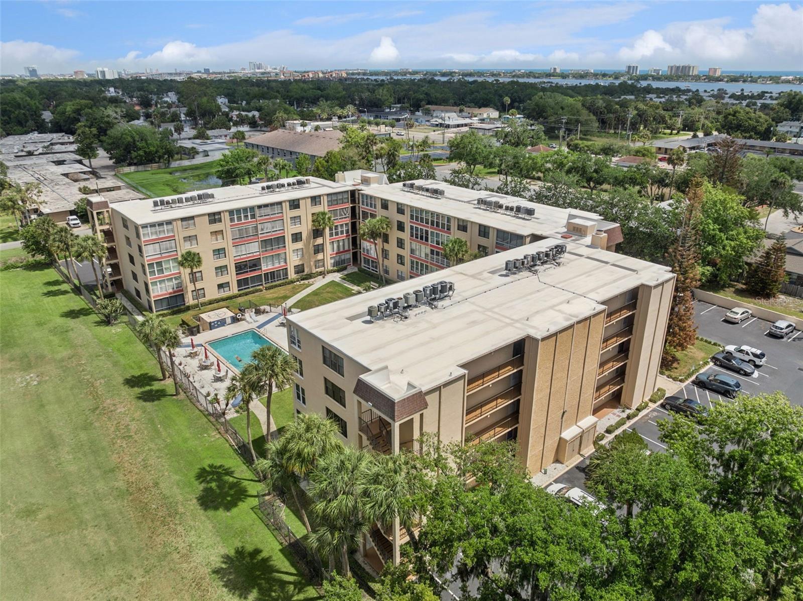 GOLFS EDGE CONDO - Residential