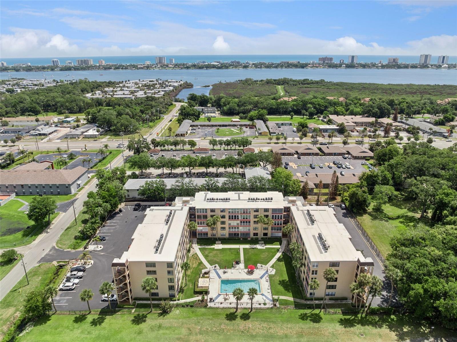 GOLFS EDGE CONDO - Residential