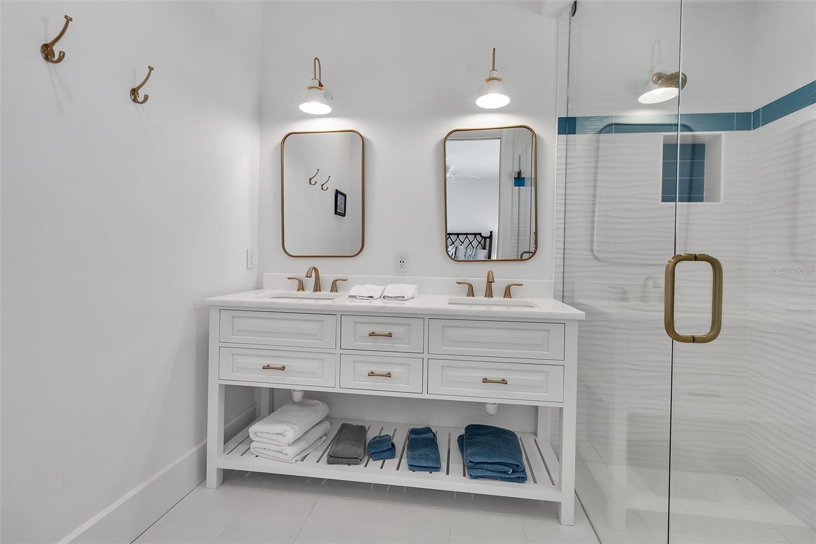 CASEY KEY - Residential