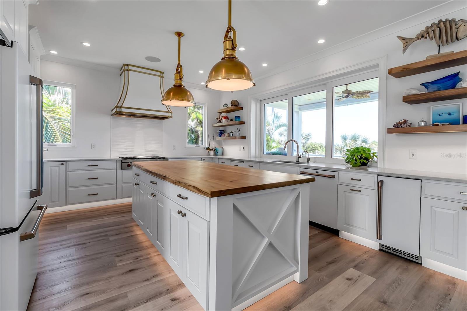 CASEY KEY - Residential