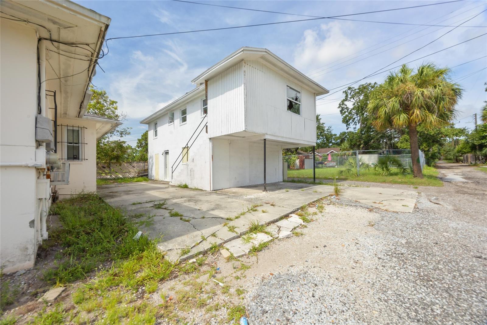 CROMWELL HEIGHTS - Residential Income