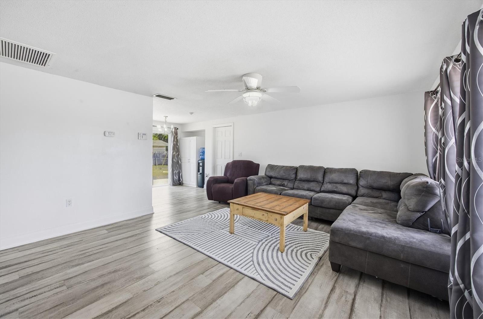 SOUTH VENICE - Residential