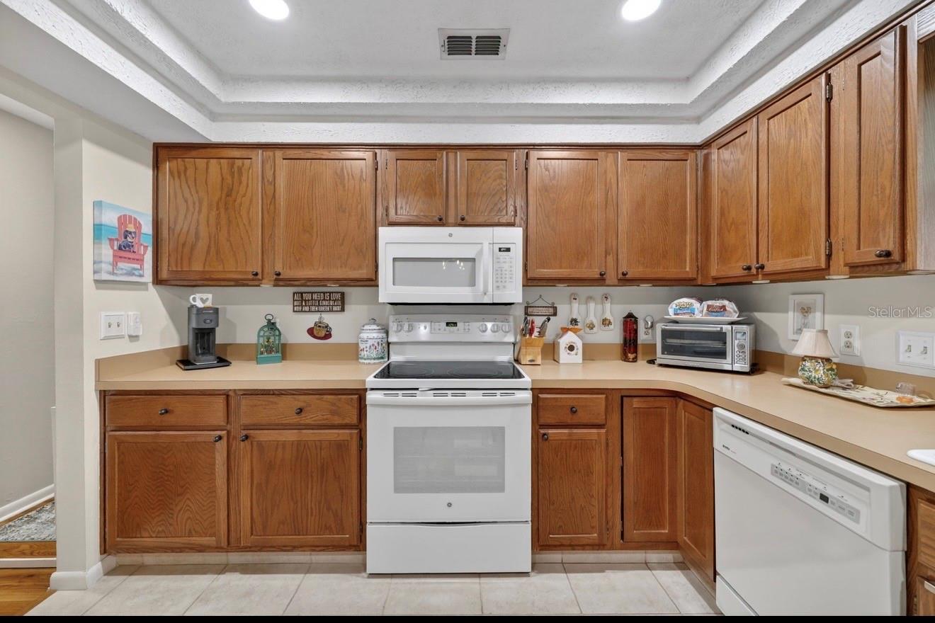 HOLIDAY HILLS - Residential