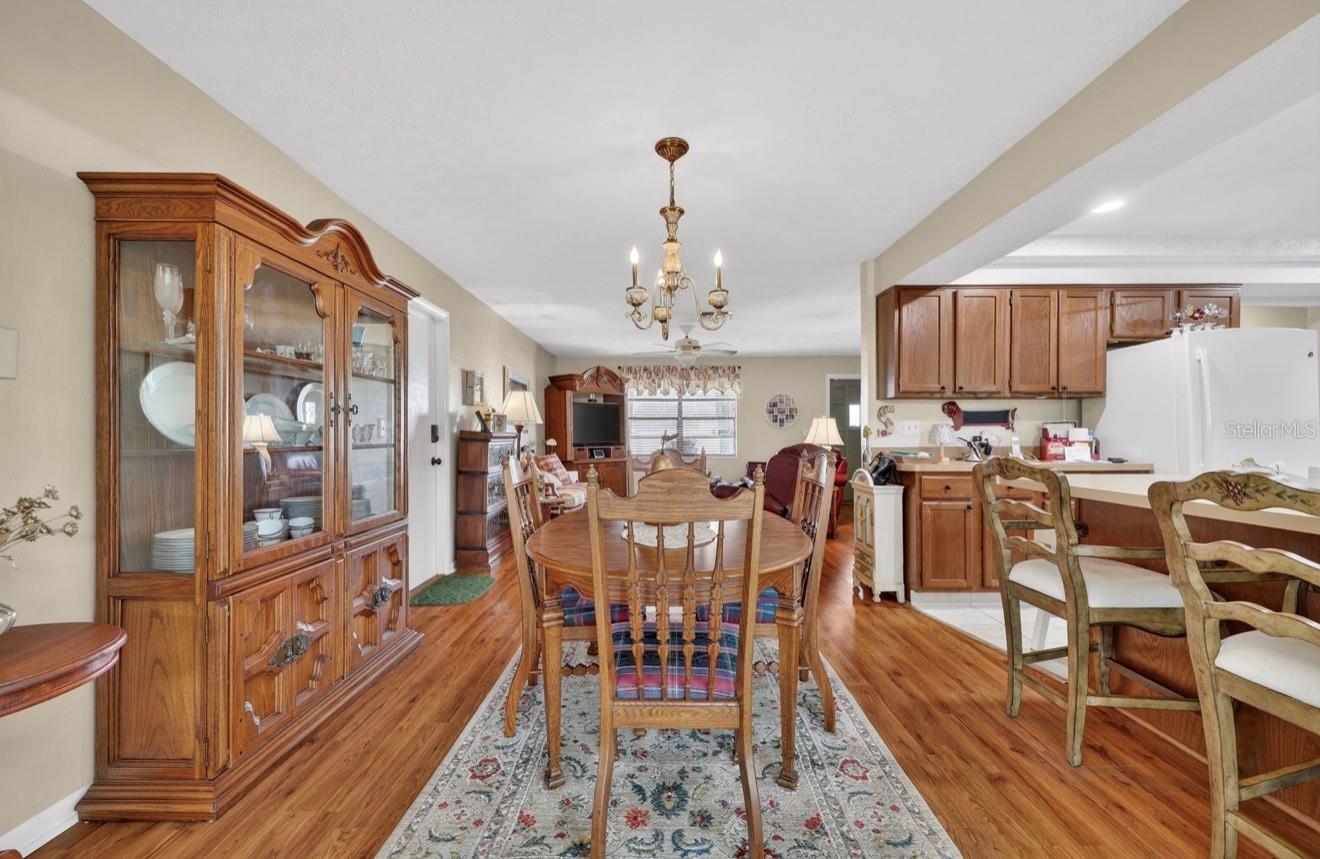 HOLIDAY HILLS - Residential