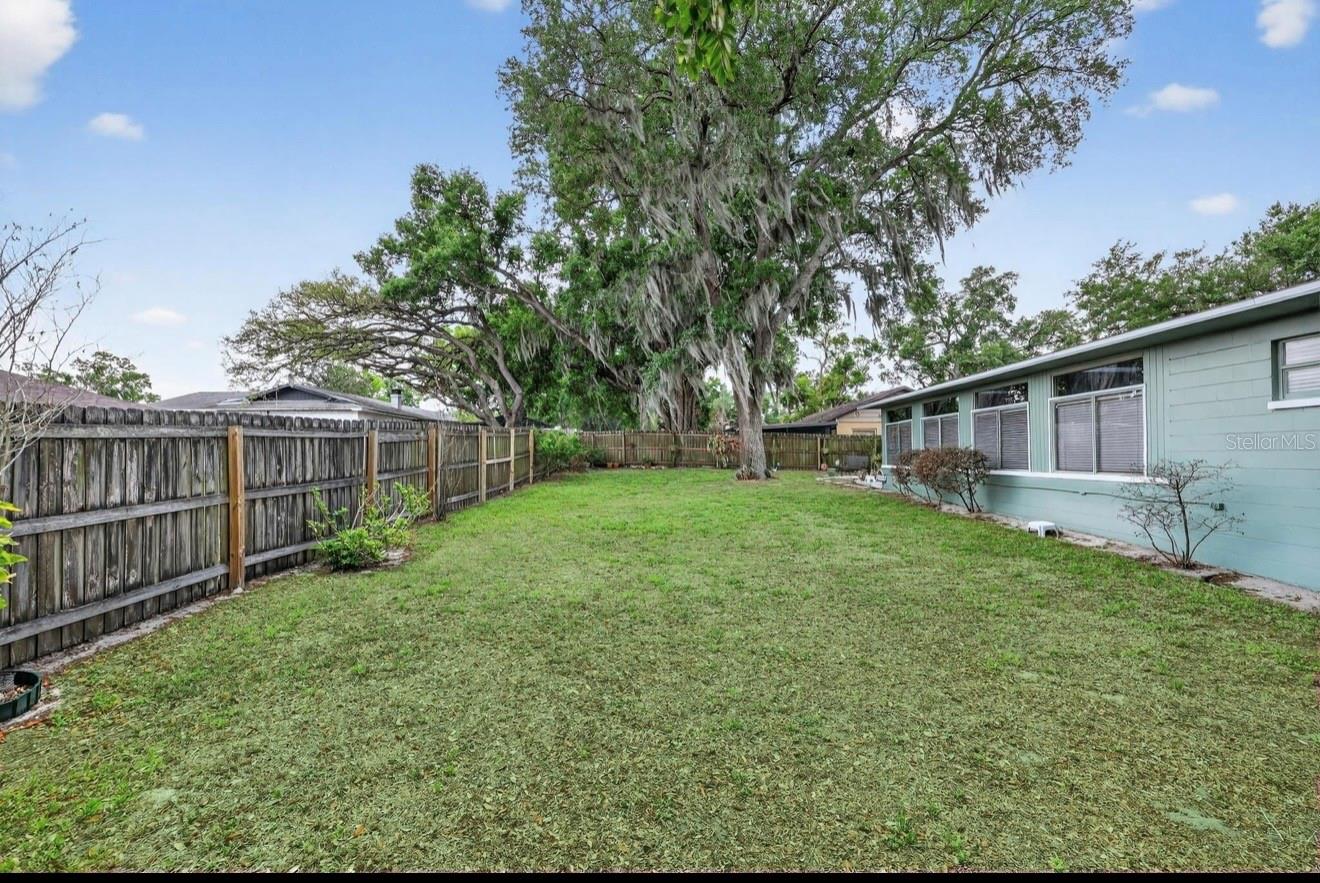 HOLIDAY HILLS - Residential