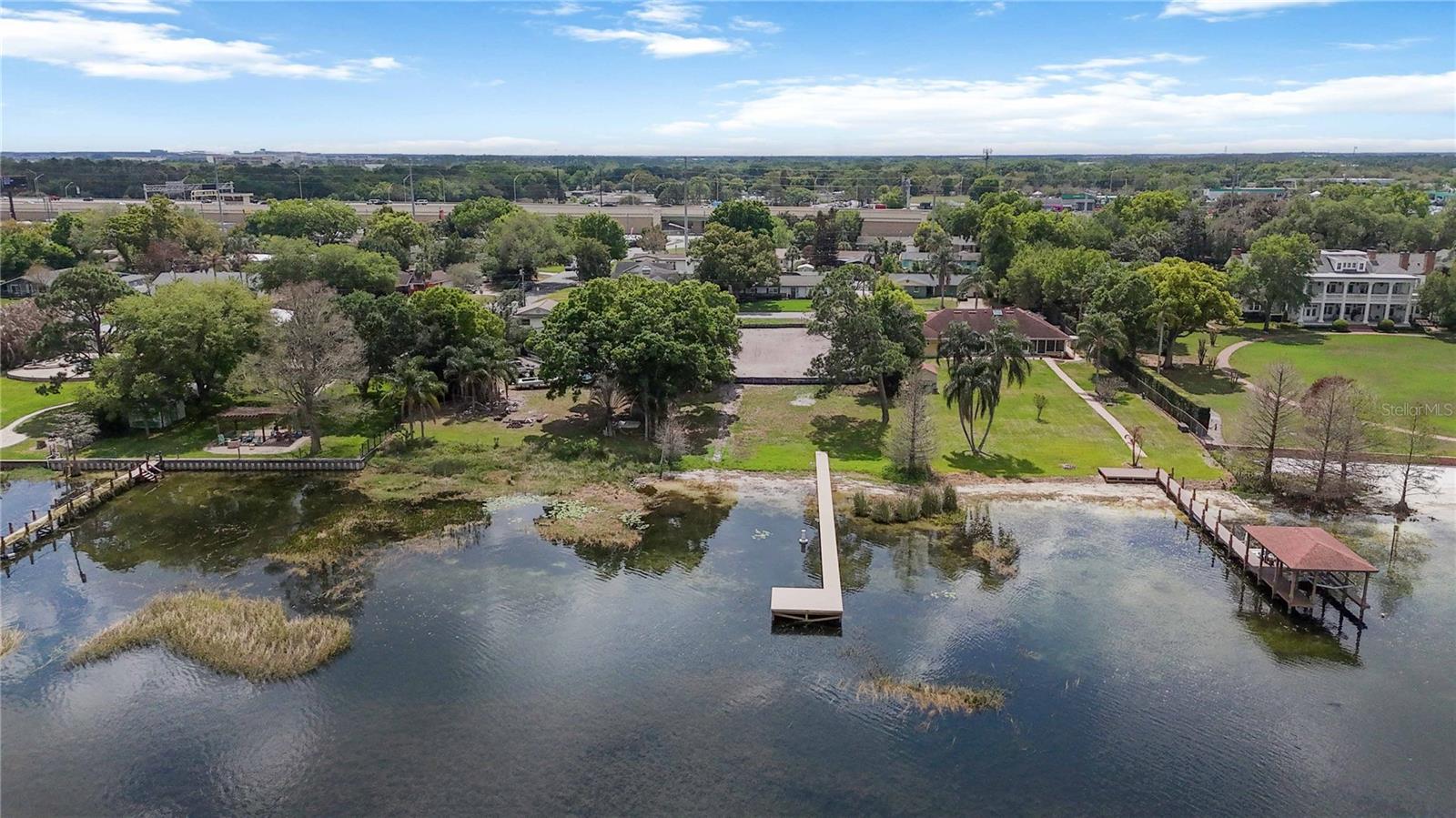 DAETWYLER SHORES - Residential