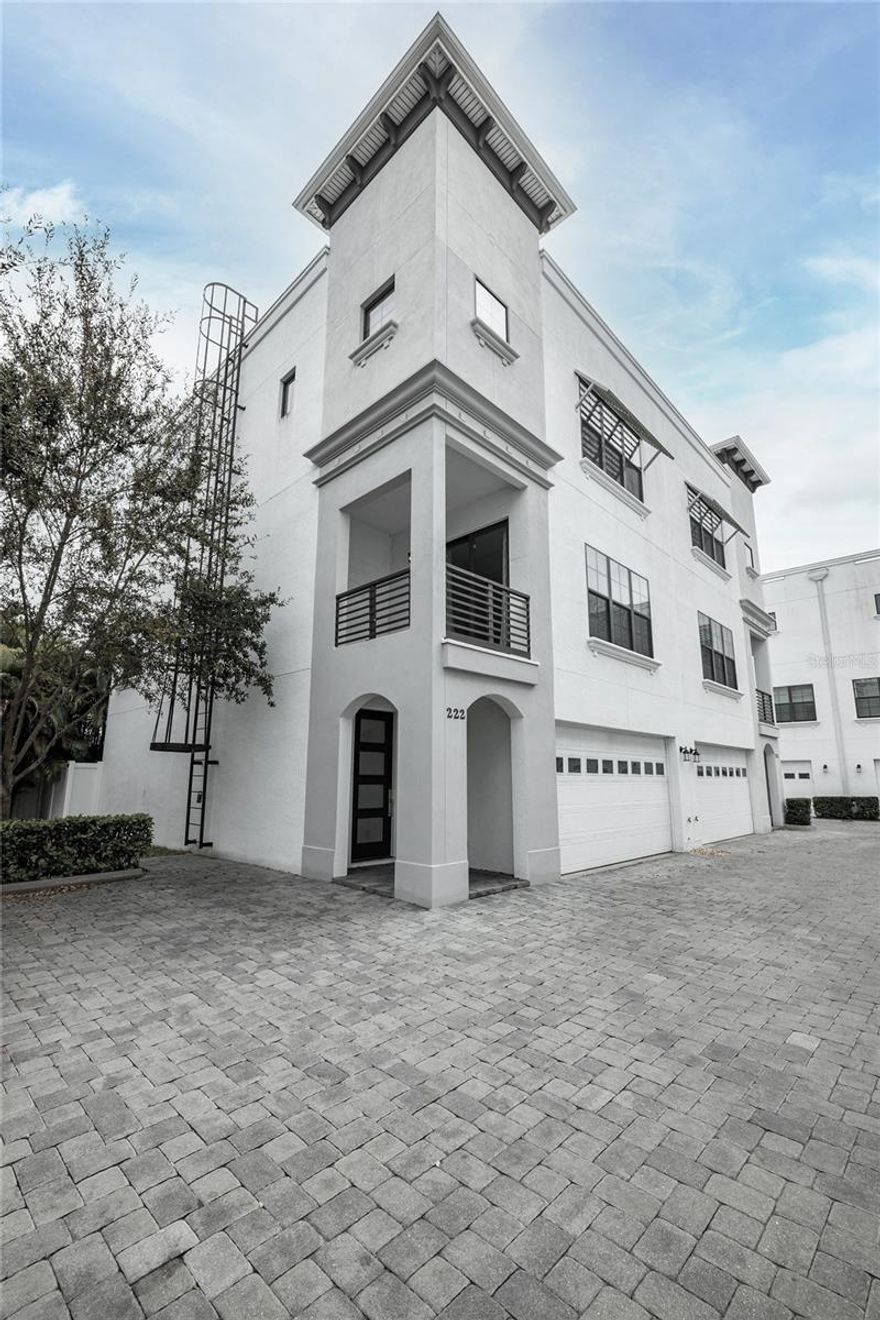 Available NOW! LOCATION, LOCATION, LOCATION! This well crafted luxury Mediterranean style townhouse in the heart of South Tampa is calling your name! Built in 2014 this perfectly maintained townhome is tucked away in a small and quiet community ready for its next resident! This corner unit townhome has everything you've been looking for. Upon entering the 8ft entryway door on the first floor is a huge 20 x 13 bonus room or second living space, one full size bedroom and full bathroom downstairs along with a two car attached garage with tons of room for storage. Heading to the second level is the functional living space and kitchen. A private dining room with a wine cooler and drybar offset the huge chef's kitchen and living room combo. The kitchen features clean stone counters and STAINLESS STEEL appliances. A second floor balcony provides views of the community and a breath of fresh air! The top floor is made up of another full size spare bedroom, laundry room that comes with WASHER AND DRYER, and the oversized master bedroom with a built in office/library space for the perfect "work from home" set up. Need I say more? The third floor bedroom provides breathtaking views of DOWNTOWN TAMPA!!! Rental opportunities at Audubon Ave Townhomes complex don't come available often, catch it before it speeds away! Close to SOUTH HOWARD, Bayshore Blvd, HYDE PARK, Channelside, Macdill AFB, and all major highways! Additional information: Available NOW! HOA does not allow pets. Minimum lease 12 months. Resident must be approved by the HOA and it can take 7- 15 days for approval. Call or text today to schedule a viewing!