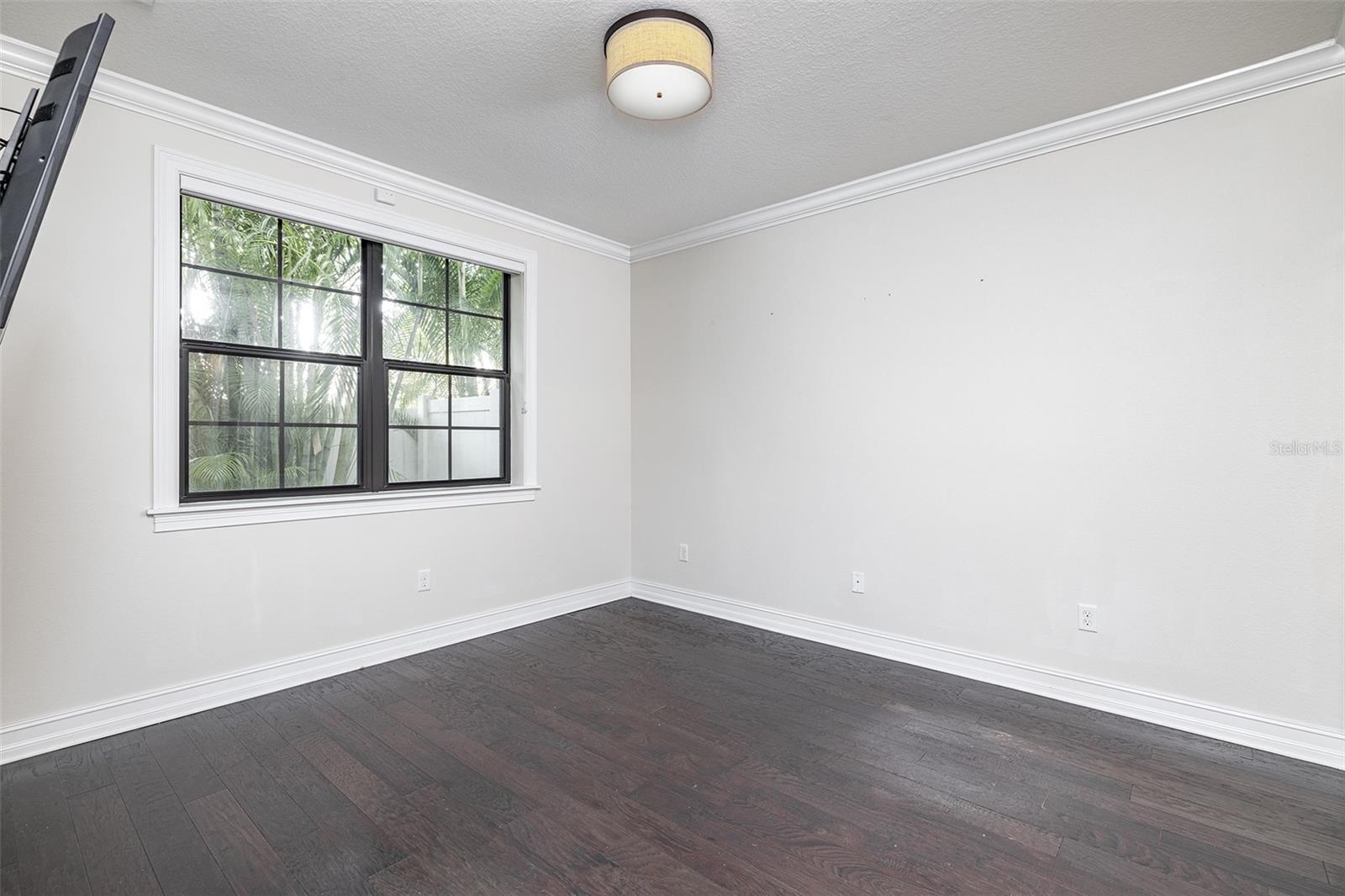 AUDUBON AVE TWNHMS - Residential Lease