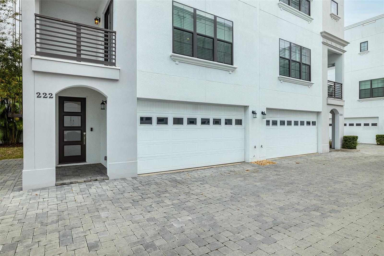 AUDUBON AVE TWNHMS - Residential Lease