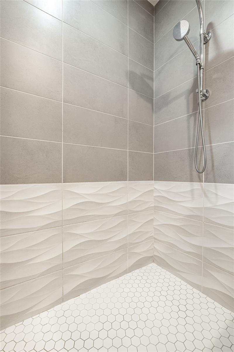 AUDUBON AVE TWNHMS - Residential Lease