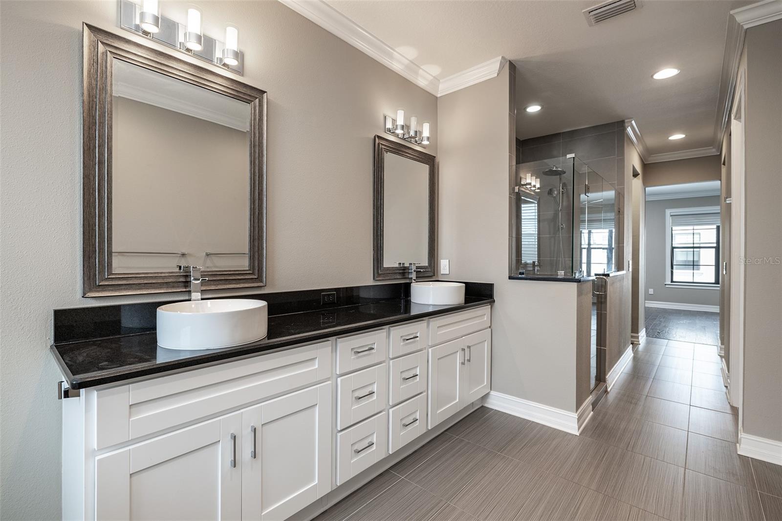 AUDUBON AVE TWNHMS - Residential Lease