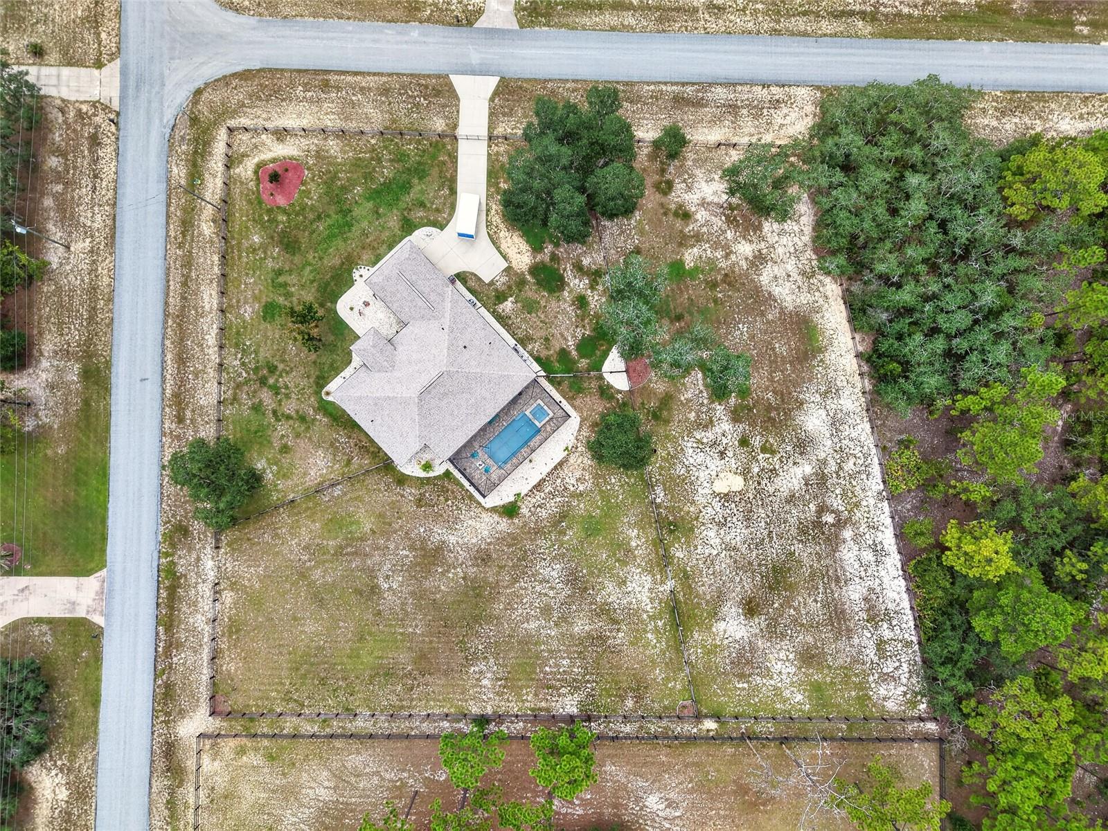 4811 N LUPINE TERRACE