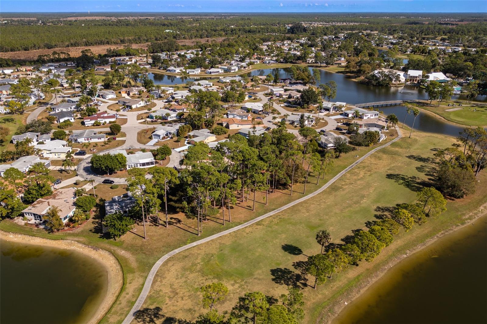 PINE LAKES COUNTRY CLUB PH 03 - Residential