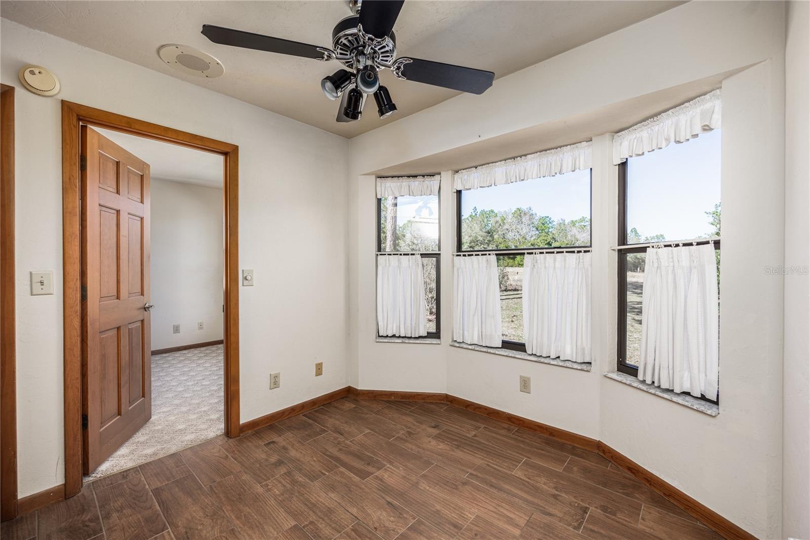 WILLISTON HIGHLANDS GOLF & COUNTRY CLUB ESTATES - Residential