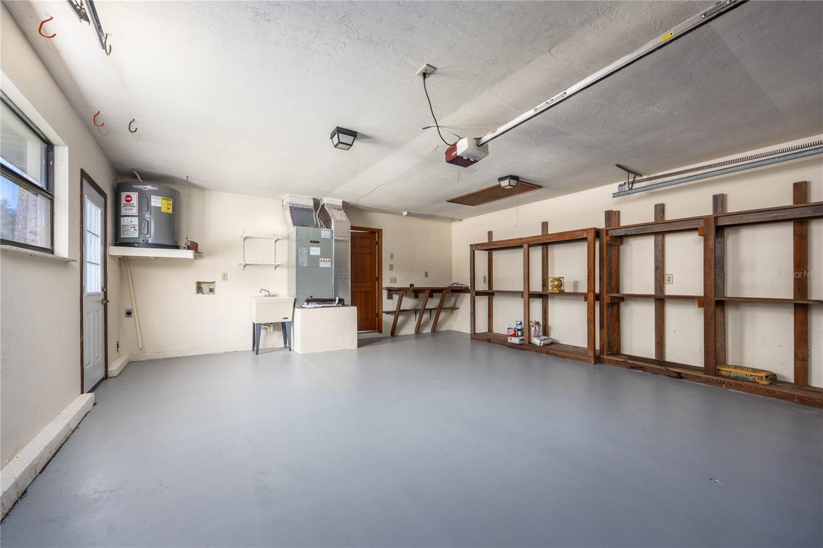 WILLISTON HIGHLANDS GOLF & COUNTRY CLUB ESTATES - Residential