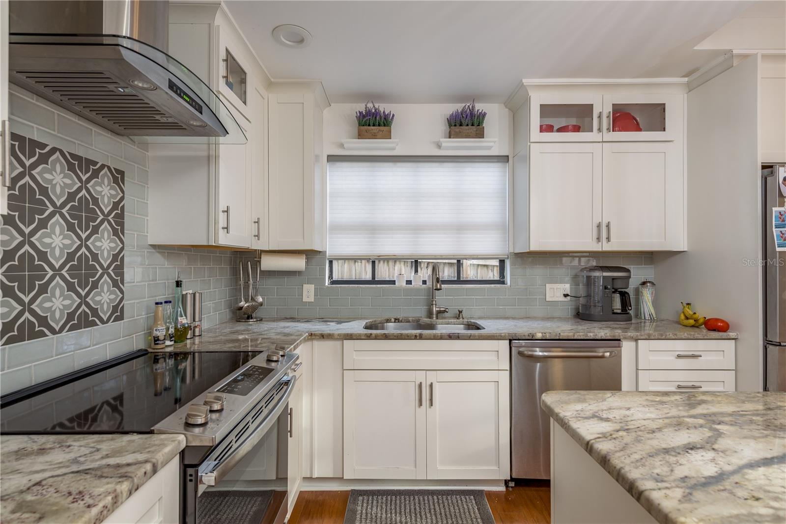 HARBOR WOODS - Residential