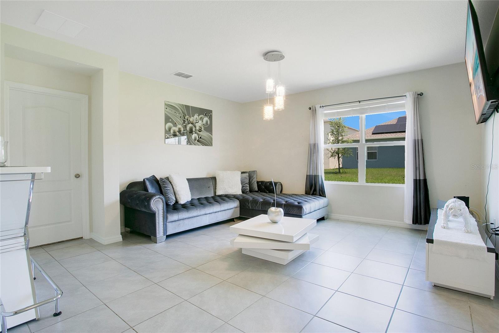 1157 TORRENTE LANE