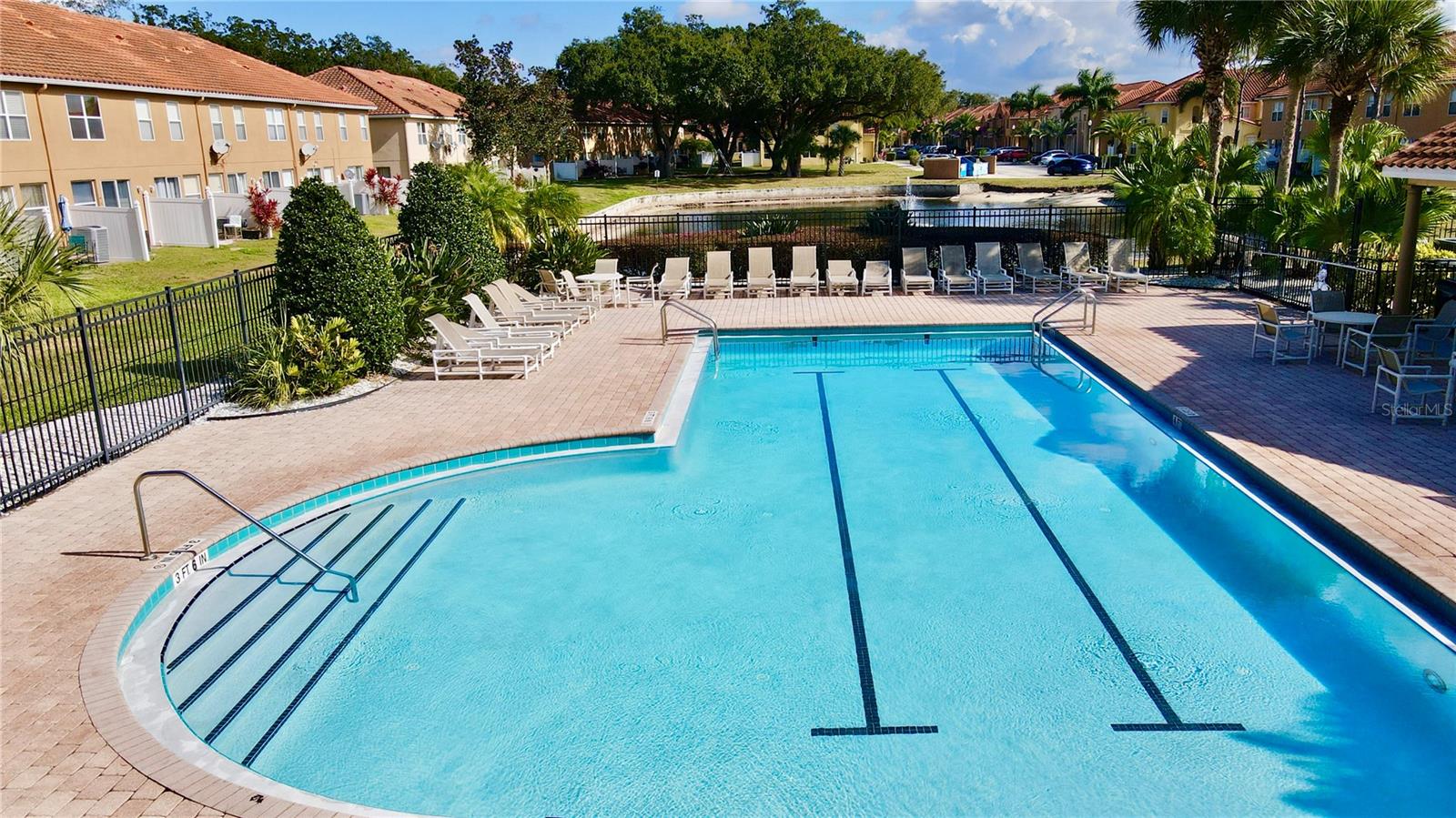 PARADISE CAY - Residential