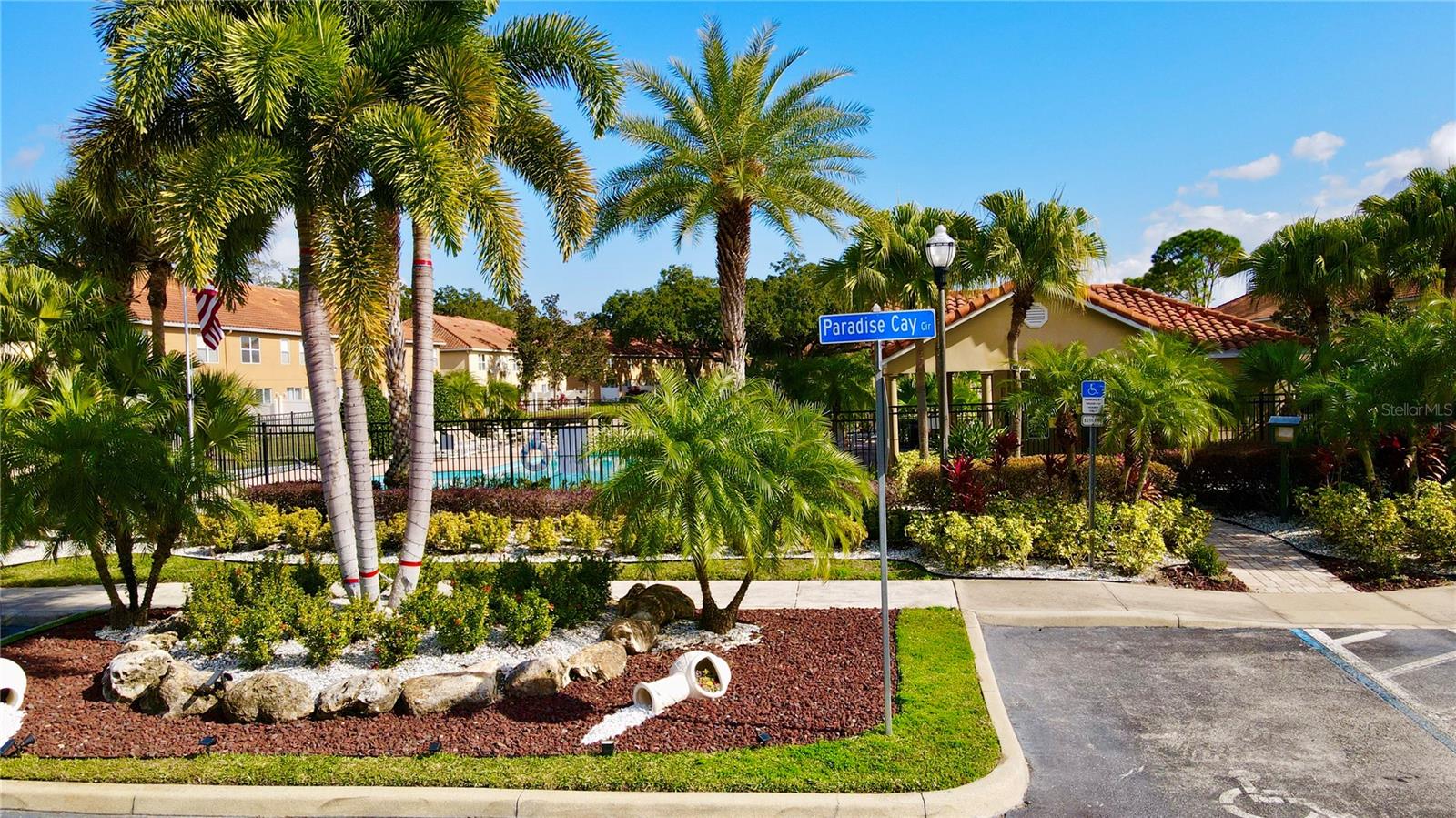 PARADISE CAY - Residential