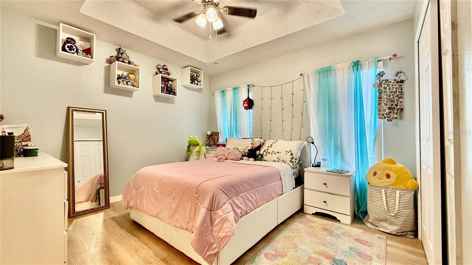 PARADISE CAY - Residential