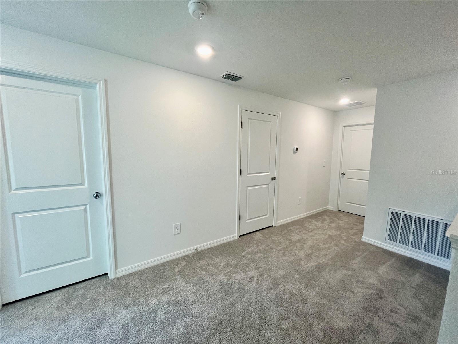 TOWNES AT WINDSONG - Residential Lease