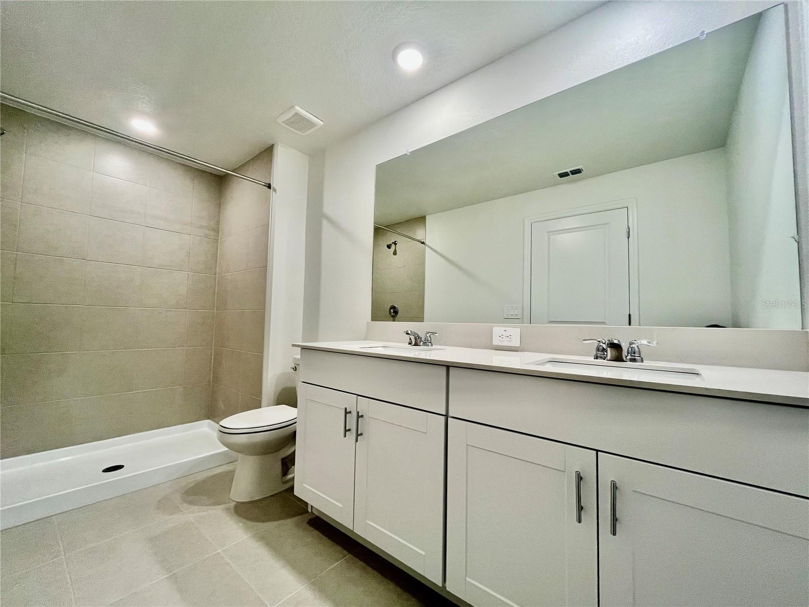 TOWNES AT WINDSONG - Residential Lease