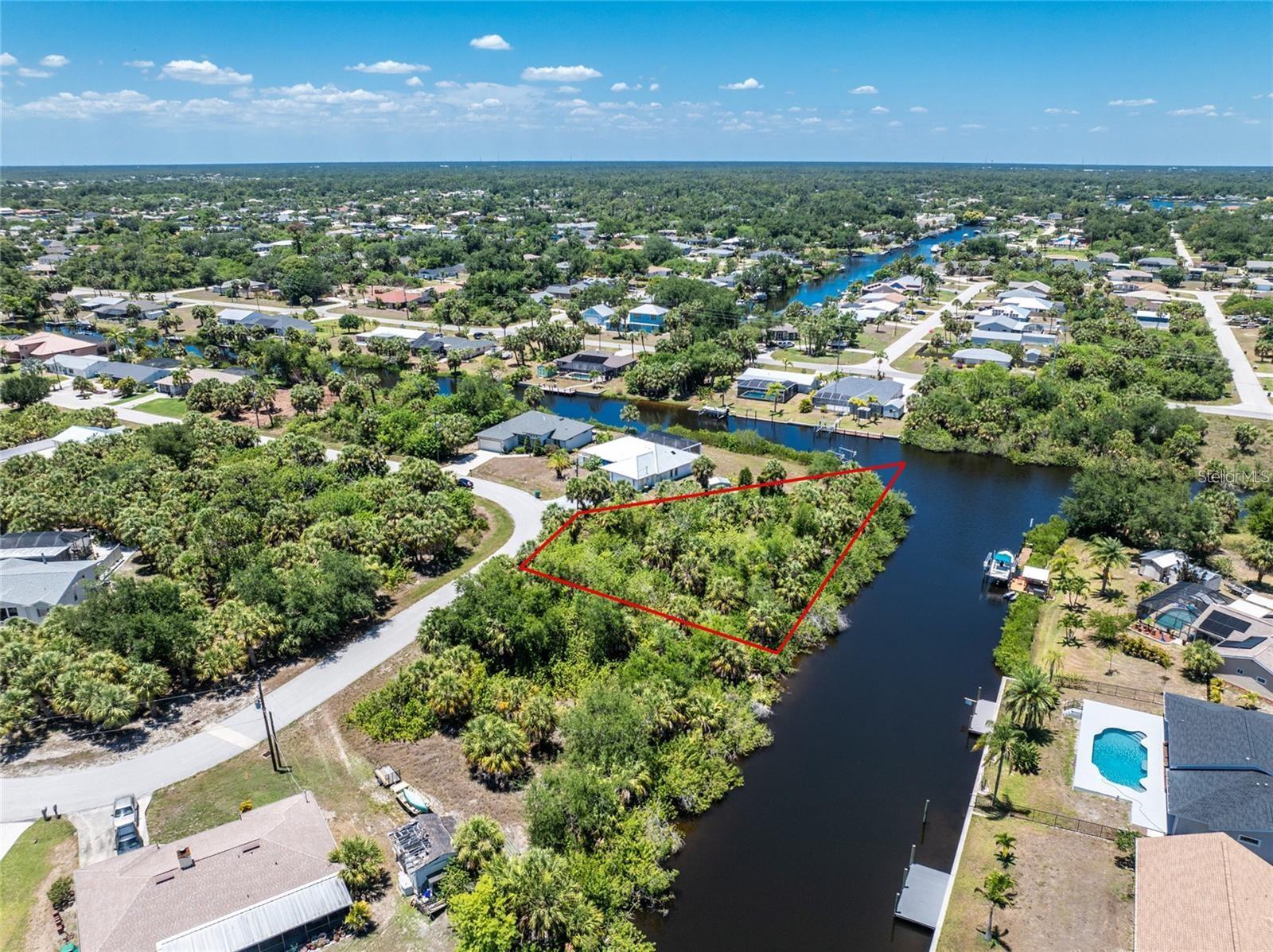 18622 VAN NUYS CIRCLE