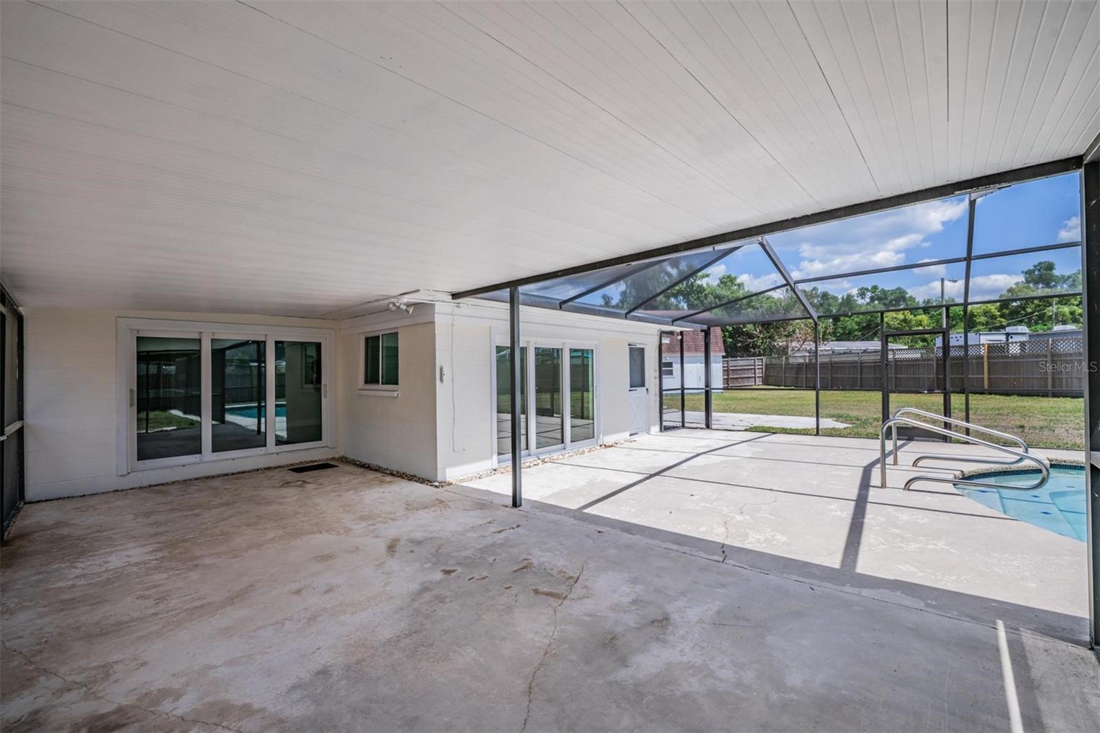 CAMELLIA COURT SUB - Residential