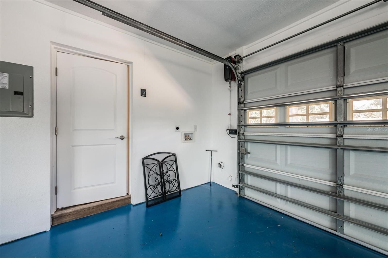 CAMELLIA COURT SUB - Residential