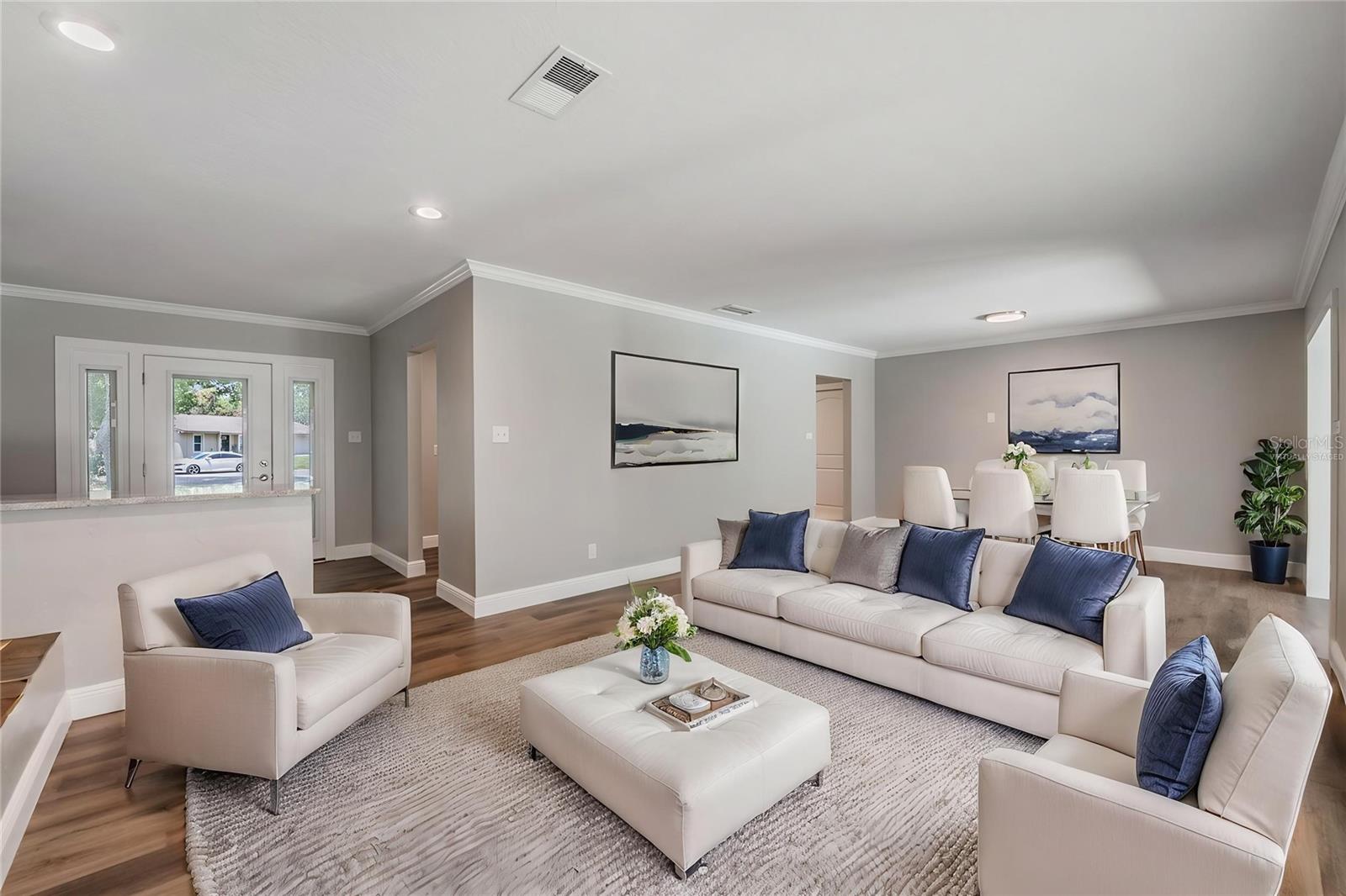 712 CAMELLIA COURT