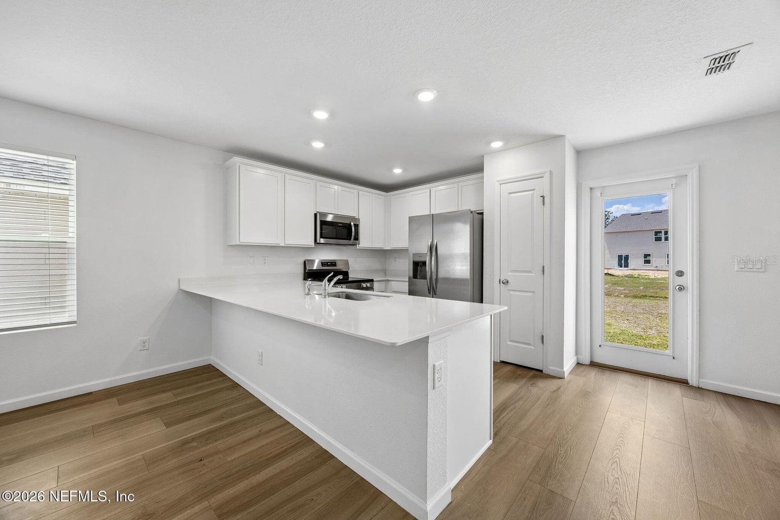 KINGS LNDG - Residential
