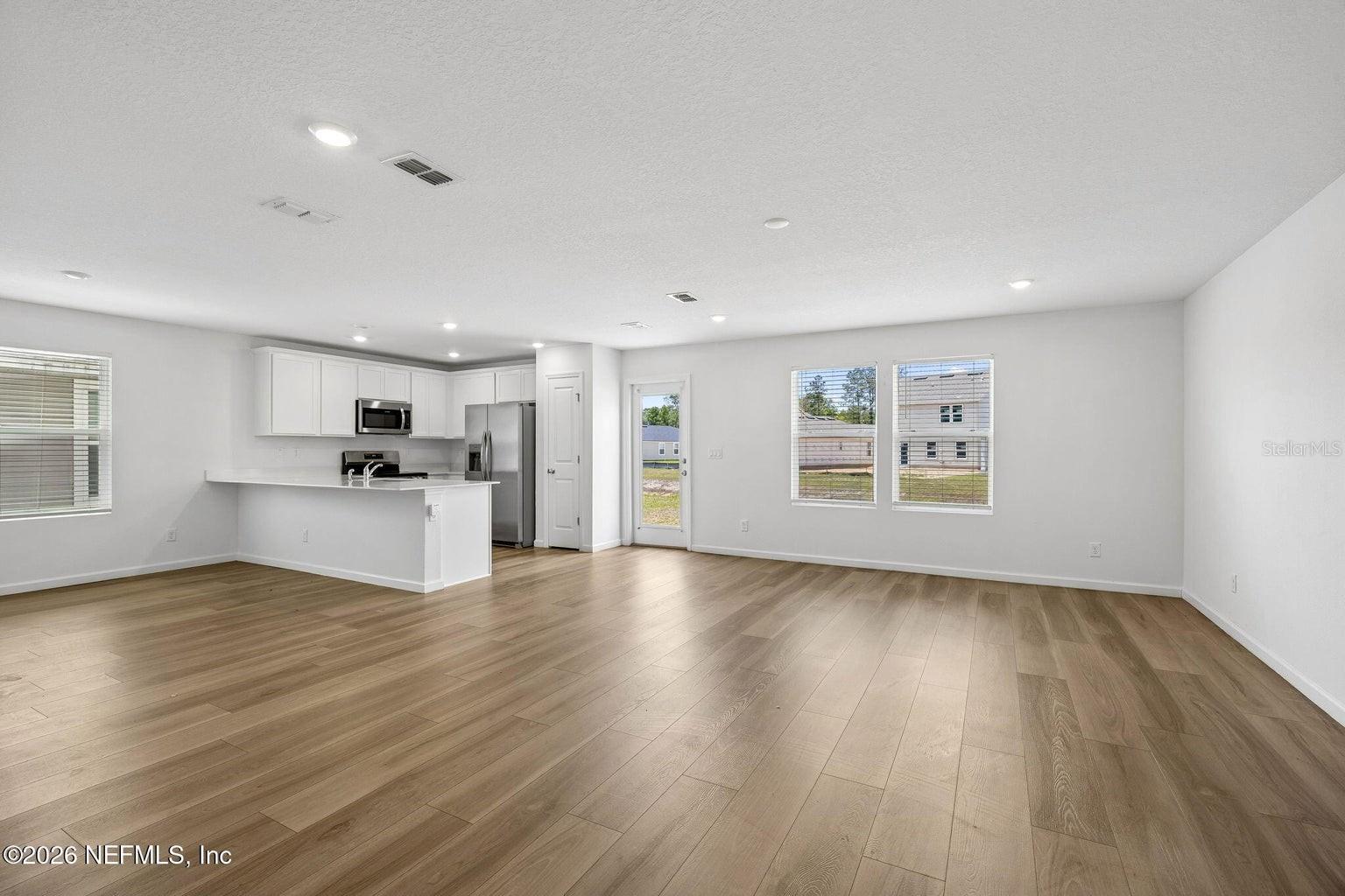 KINGS LNDG - Residential