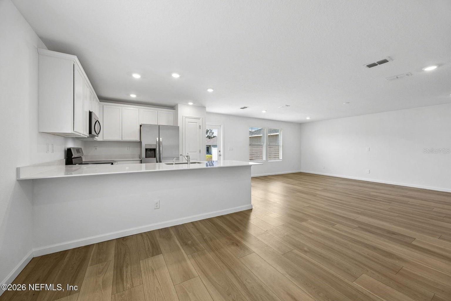 KINGS LNDG - Residential