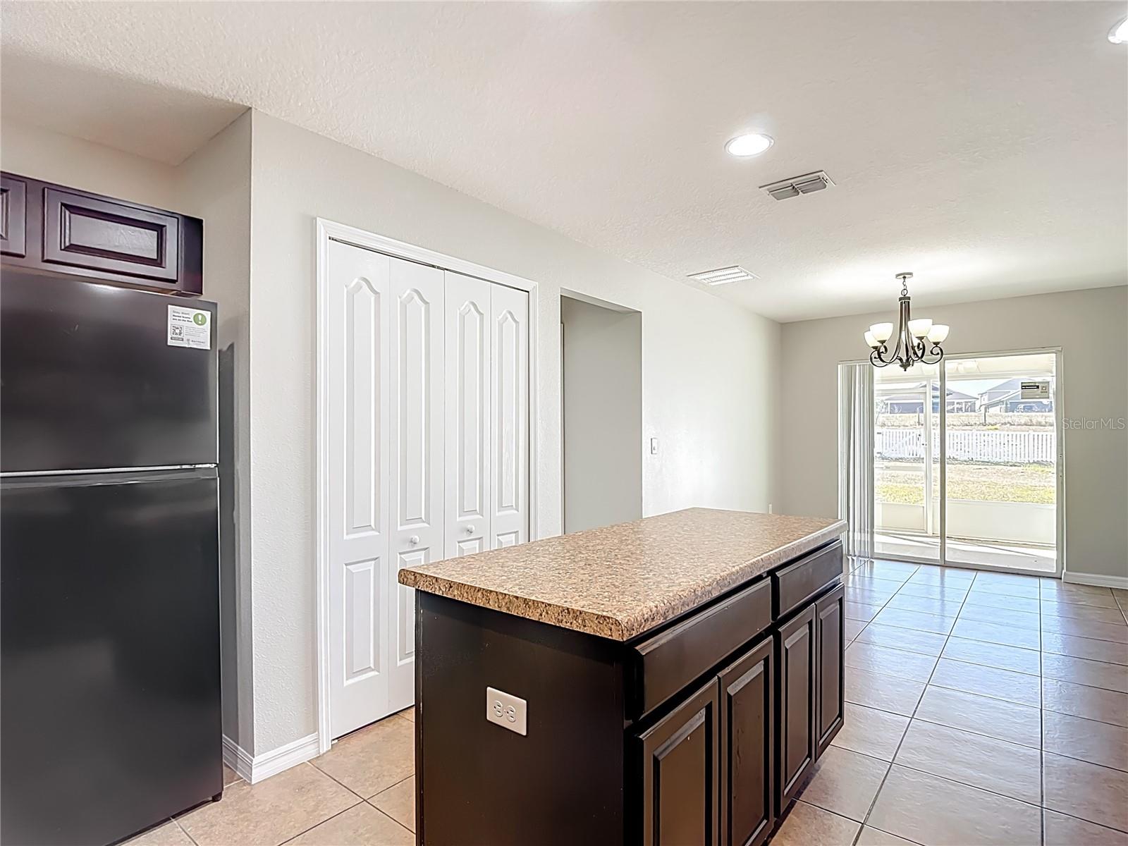 ABBEY GLEN I A-E - Residential