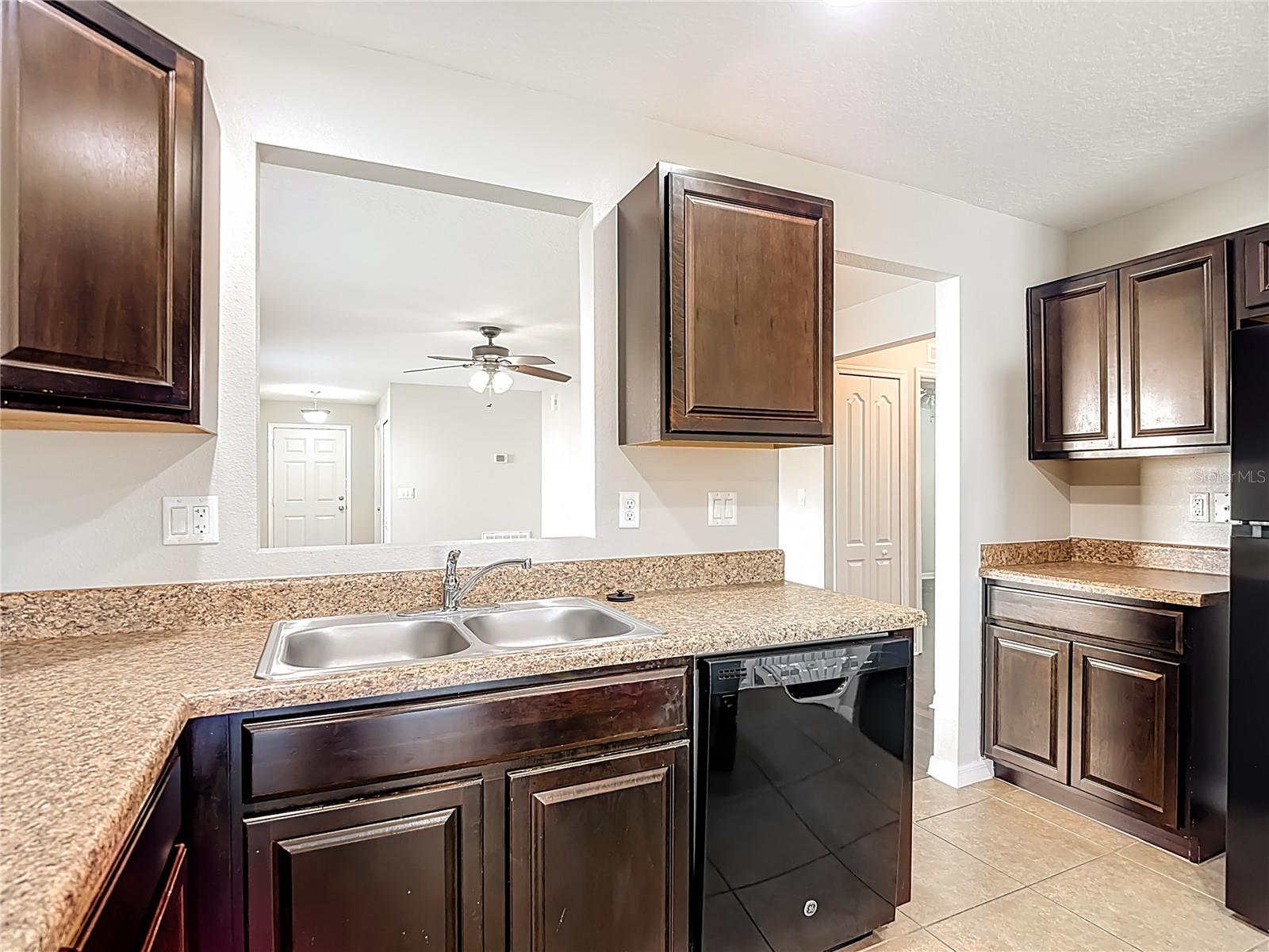 ABBEY GLEN I A-E - Residential